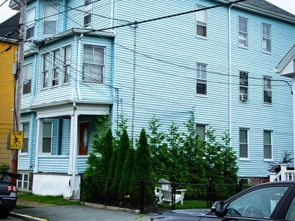 58 Fair St, New Bedford, MA 02740