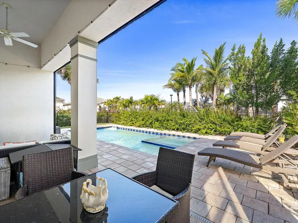 10361 Northbrook Circle, Palm Beach Gardens, FL 33412