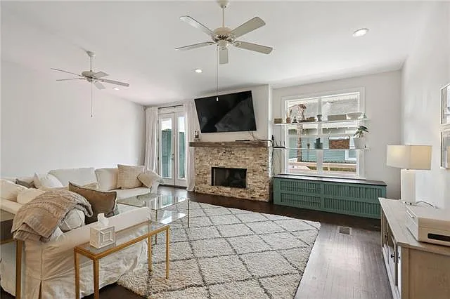 740 Florida Blvd — Photo 12