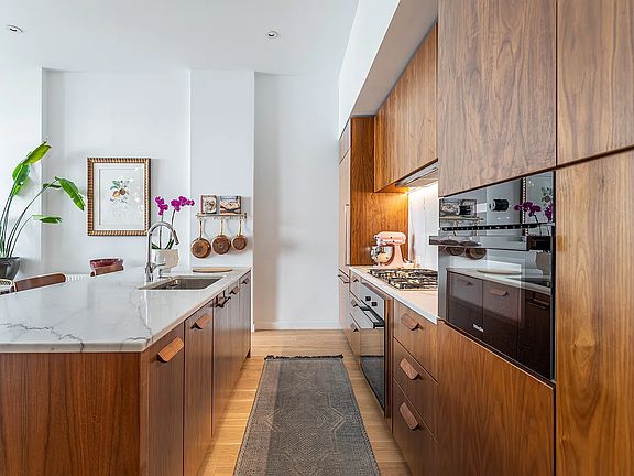 3rd image of 509 Pacific St #4A