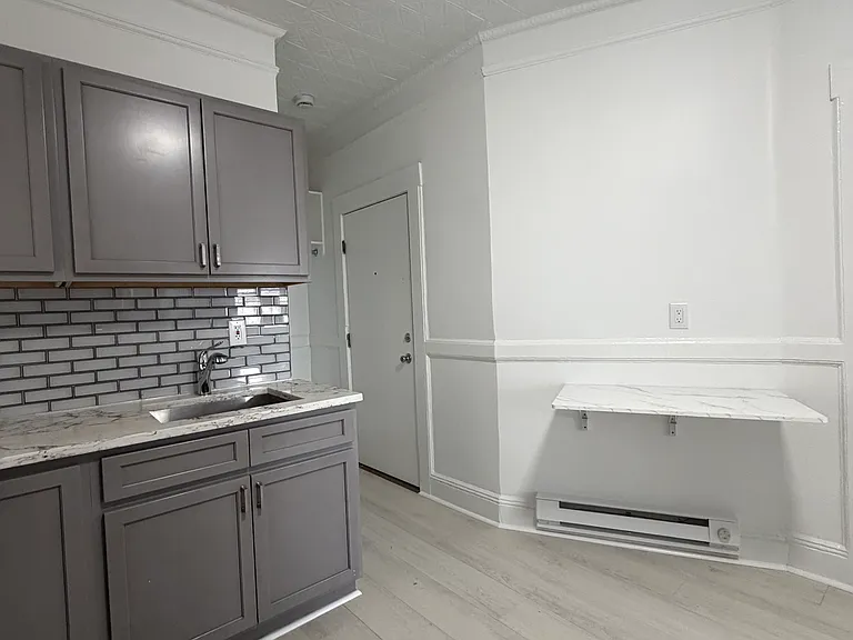 10 Wadsworth St #1 — Photo 3