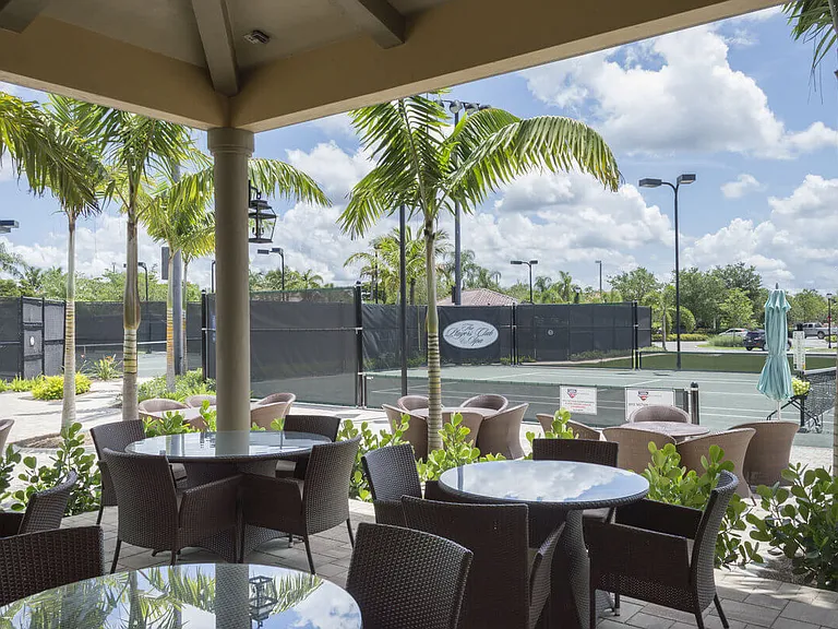 Player's Club & Spa
