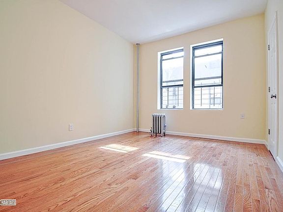 4th image of 615 W 183rd St APT 4E