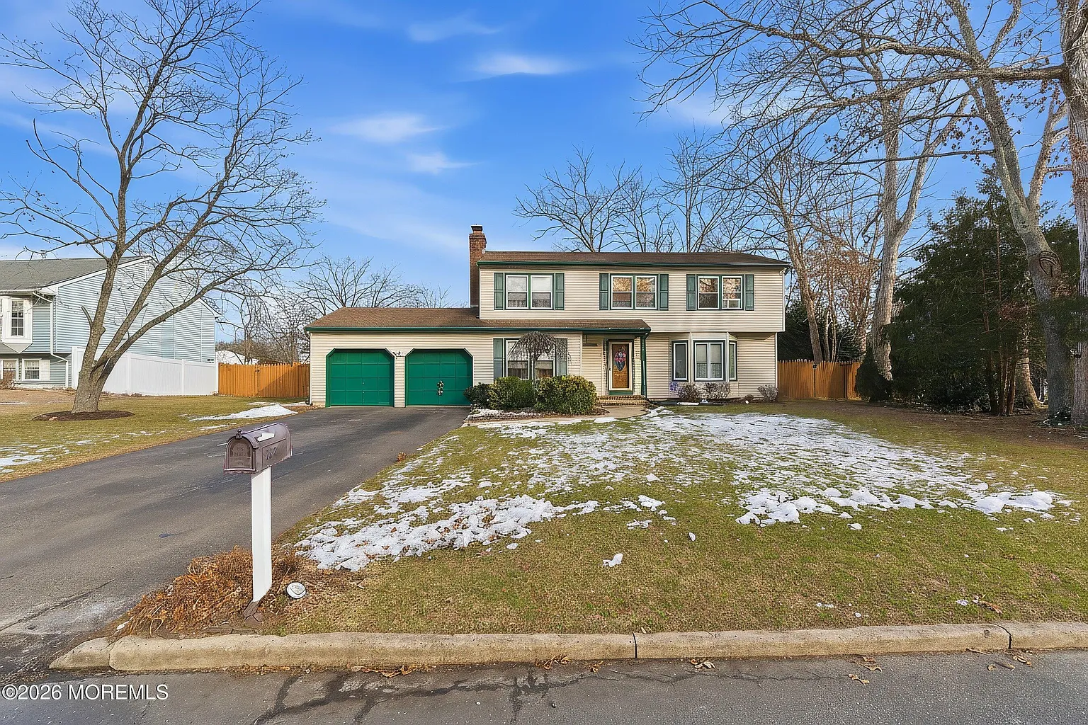 164 Weldon Road photo 1