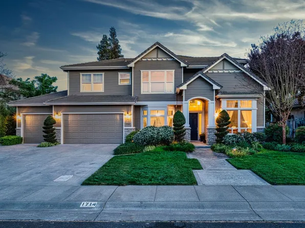 1714 Arena Dr, Davis, CA 95618