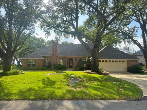 21184 Bay View Dr, Flint, TX 75762