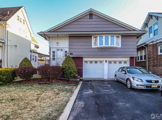 117 Grove Ave, Woodbridge, NJ 07095