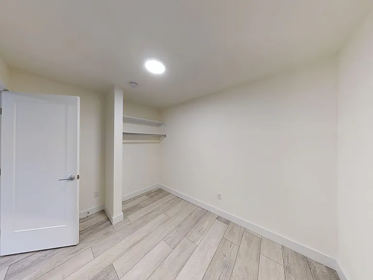 2520 College Avenue — Photo 10