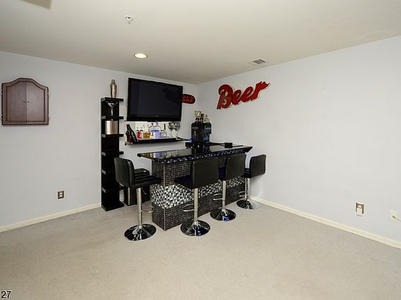 5th image of 156 Mountainside Dr
