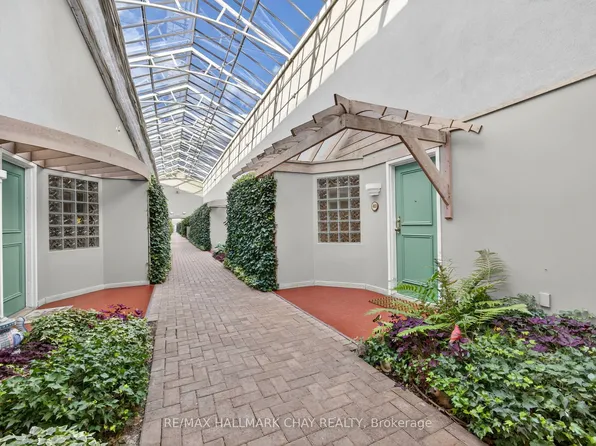 77 Mill St E #40, New Tecumseth, ON L0G 1W0