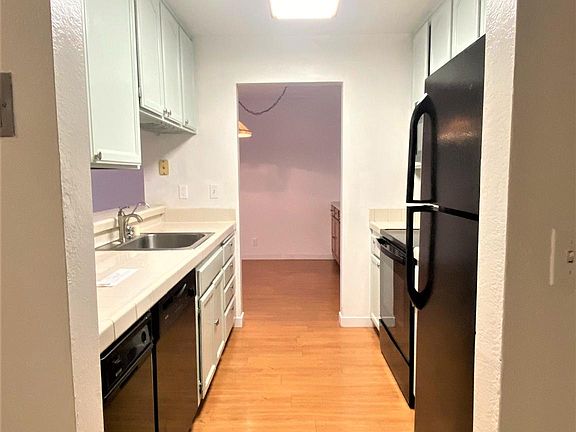 4th image of 39975 Cedar Blvd Unit 143