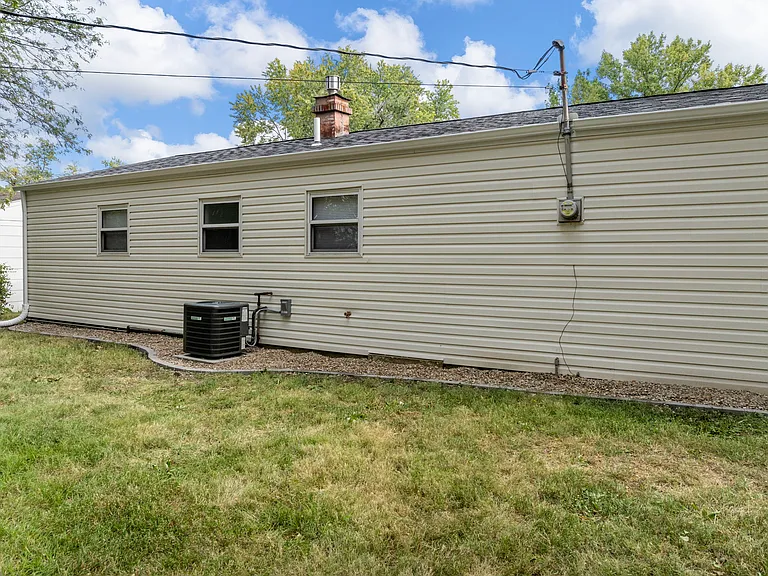 1417 Plaza Pl — Photo 23