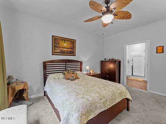 5th image of 327 Tina Mae Drive