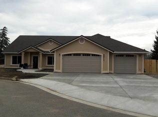 511 Antoinette Ct, Red Bluff, CA 96080