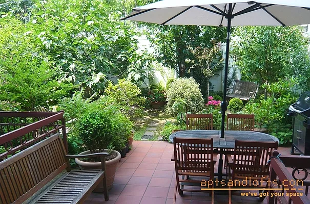 Sold by aptsandlofts.com | media 10