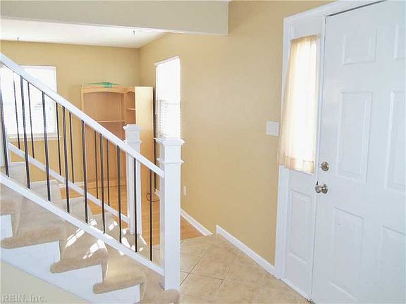 3rd image of 806 Biltmore Dr