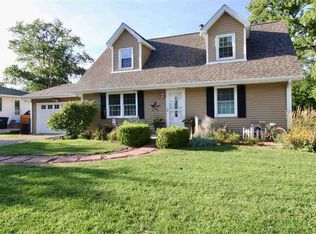 4711 W Whipp Ave, Bartonville, IL 61607