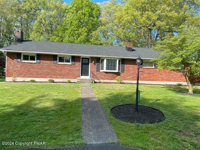 325 Hemlock Ln, Stroudsburg, PA, 18360