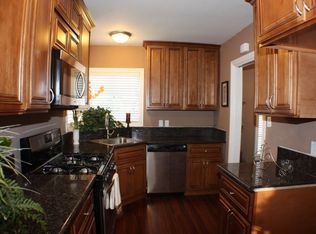 926 E Pine St, Compton, CA 90221