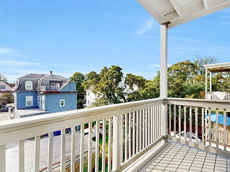 63 Whitten St #3 — Photo 26