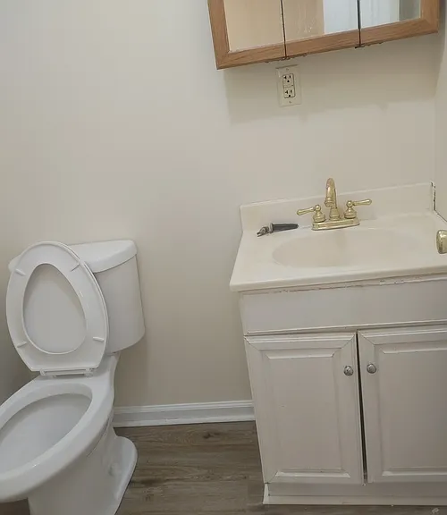 462 Bussey Ave — Photo 10