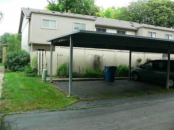 3rd image of 4219 Greenway Dr