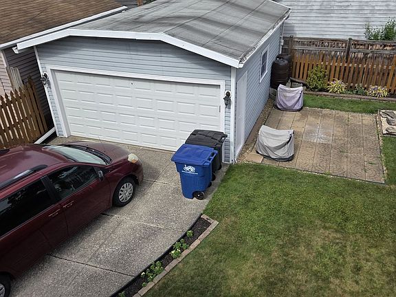 4th image of 1524 Lauderdale Ave