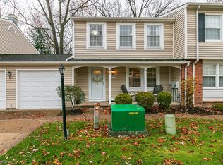 7388 S Chestnut Commons Dr, Mentor, OH 44060