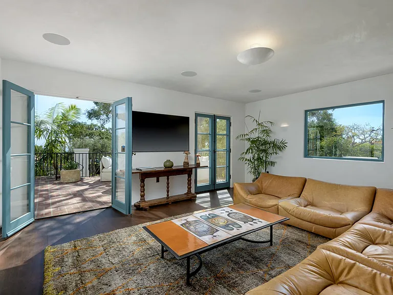 680 Buena Vista Dr — Photo 10