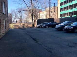 115 Halsted St, East Orange, NJ 07018