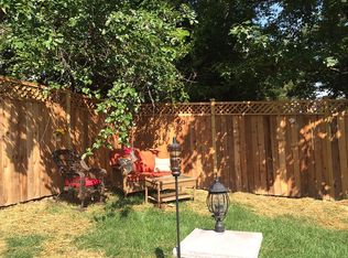 6422 3rd St, Alexandria, VA 22312