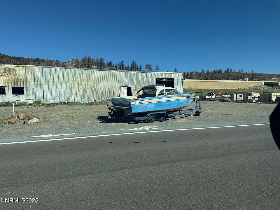 2nd image of 615 Us Highway 395 N