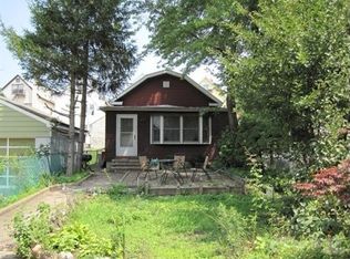 177 W 30th St, Bayonne, NJ 07002