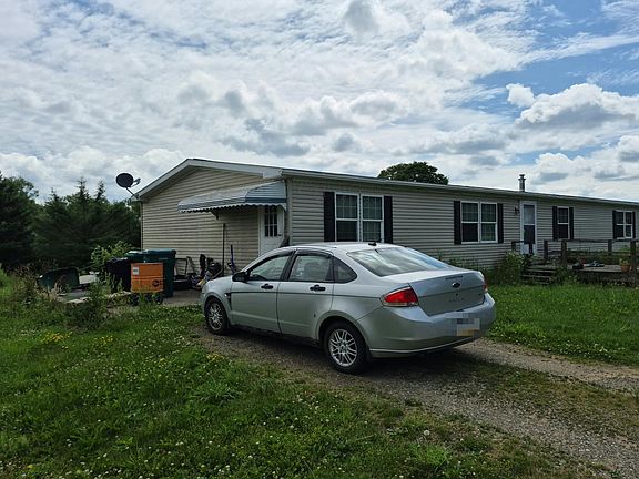 3rd image of 12880 Jackson Run Rd