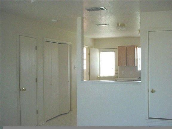 5th image of 4200 Deek Dr APT A