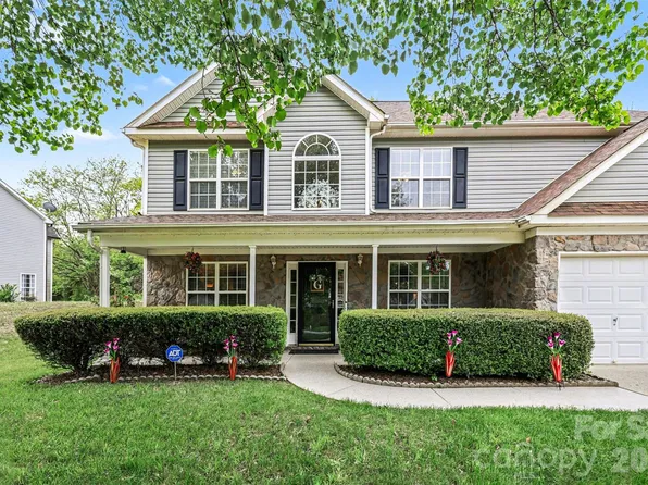 4905 Eagle Creek Dr, Charlotte, NC 28269