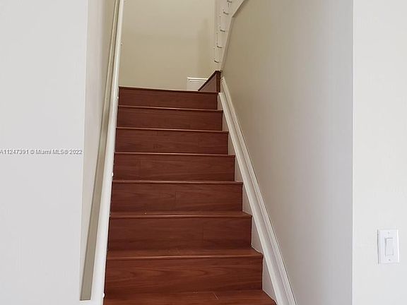 5th image of 2209 NW 170th Ave
