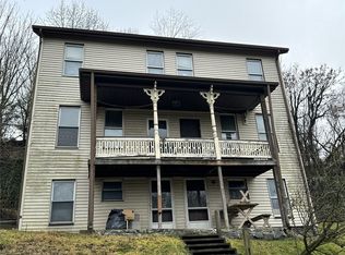 409 Chestnut St, Jeannette, PA 15644