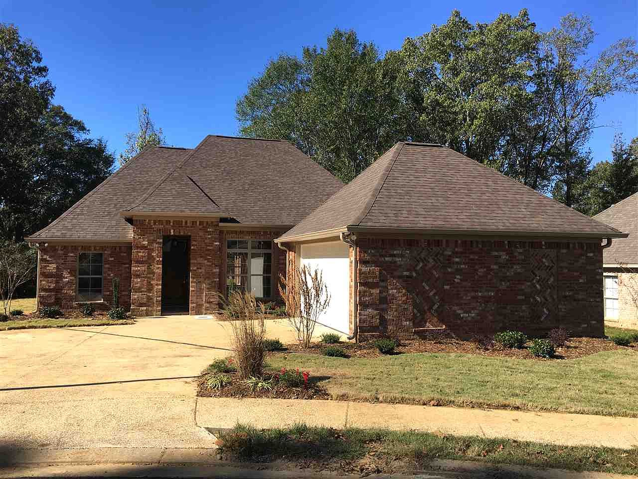 721 Creston Dr, Byram, MS 39272 Zillow