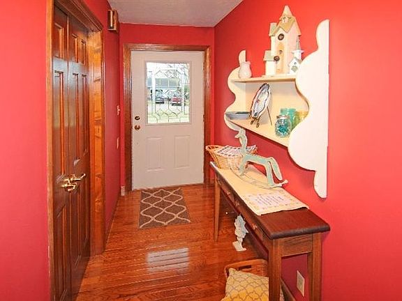 4th image of 614 Hoffmann Ave