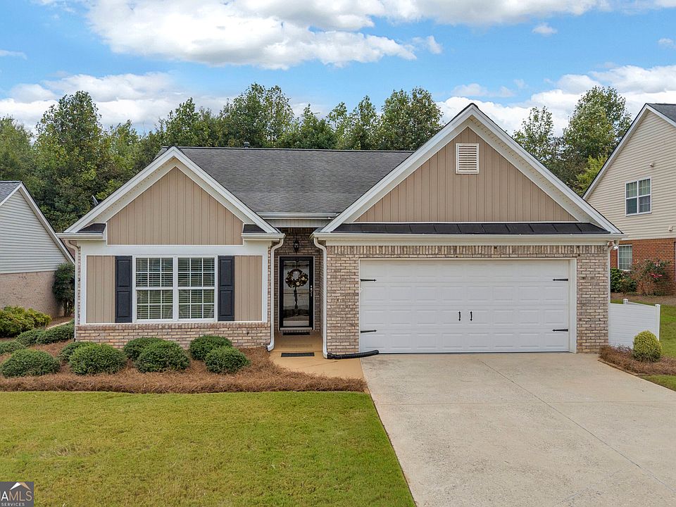 1st image of 316 Lakeview Bend Cir