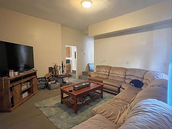 5th image of 400 S Chauncey Ave