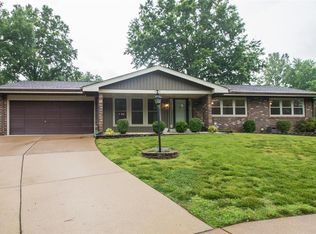 5500 Fireridge Ct, Saint Louis, MO 63129