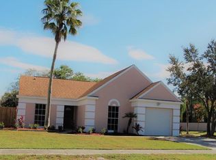 2101 Redleaf Dr, Brandon, FL 33510