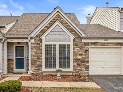 1325 Gloucester Cir, Carol Stream, IL, 60188