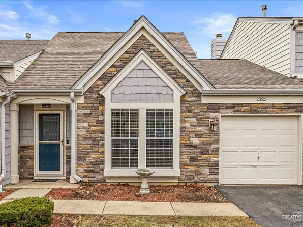 1325 Gloucester Cir, Carol Stream, IL 60188