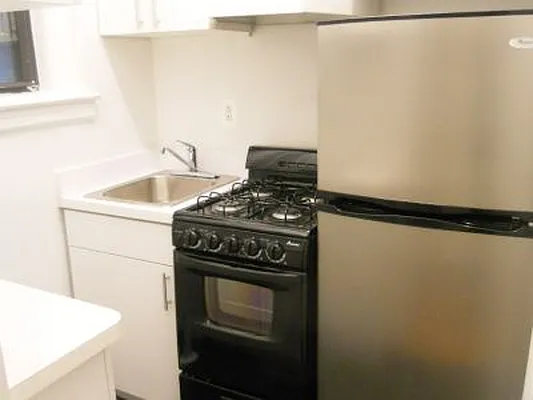 Rented by DSA Realty | media 15