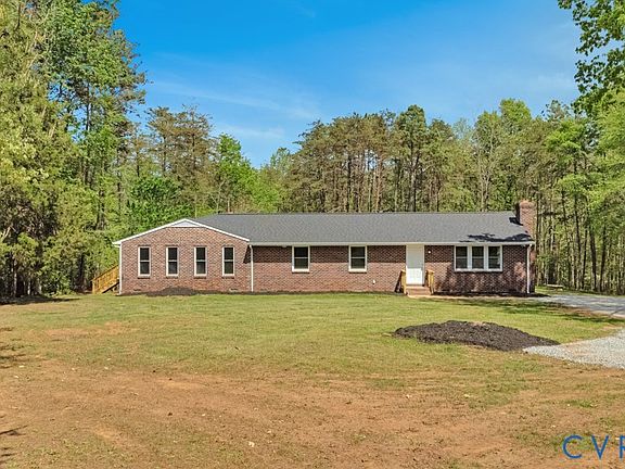 2nd image of 16210 Laurel Brook Ln