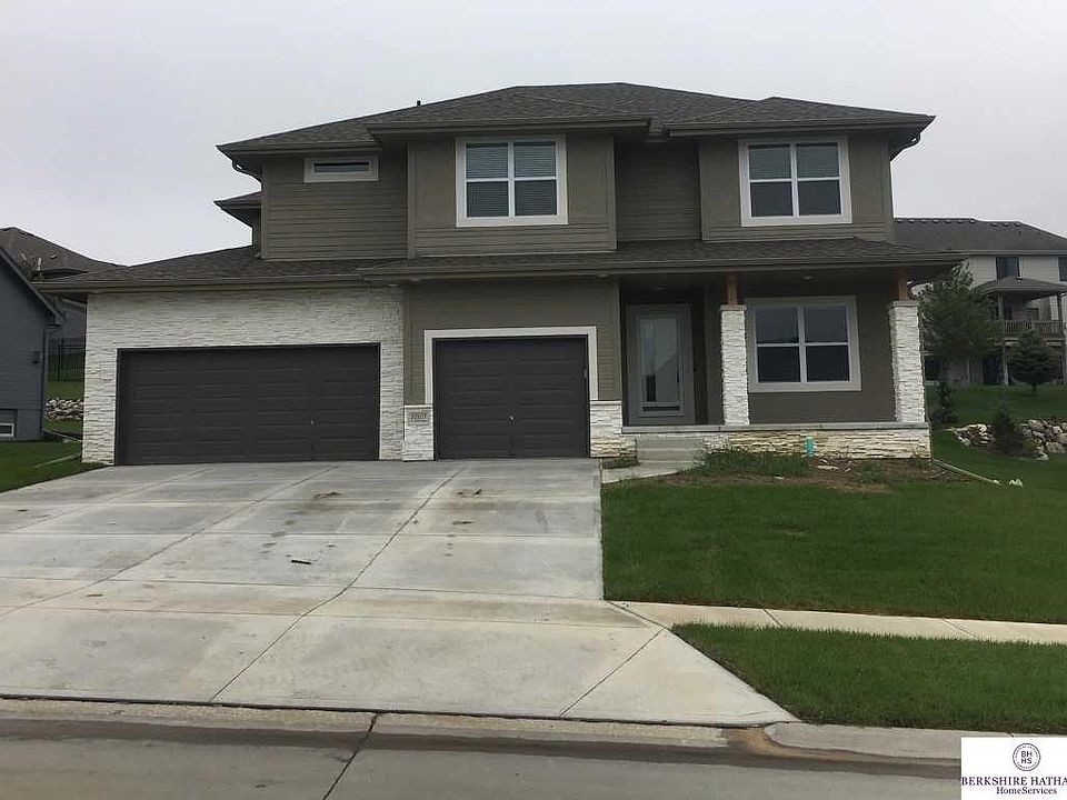 1st image of 10507 S 125th Ave