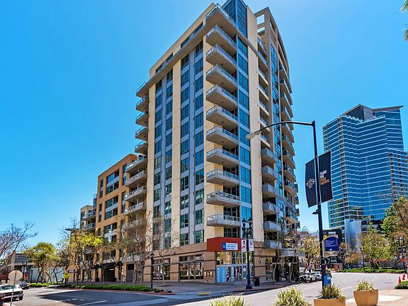 3rd image of 253 10th Ave #632R